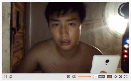 斗鱼第一通灵解密阿科哥：世上无鬼怪，直播破谣言