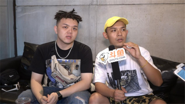 鱼乐现场对话艾福杰尼、黄旭：有些选手根本不是Rapper